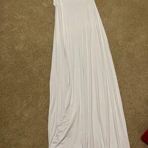 Elegant White Maxi skirt